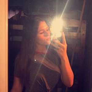 Meet your Posher, Nicole